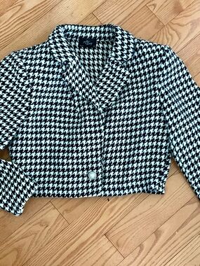 Black & White Houndstooth Cropped Jacket